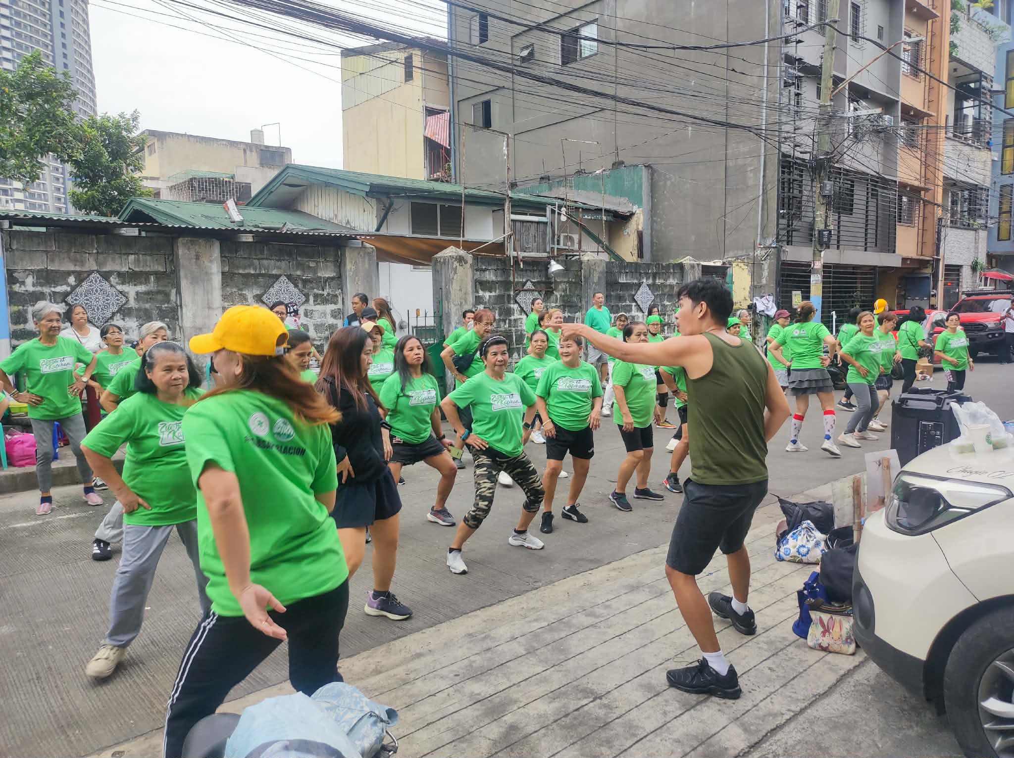 Zumba at Kapihan para sa Poblacion