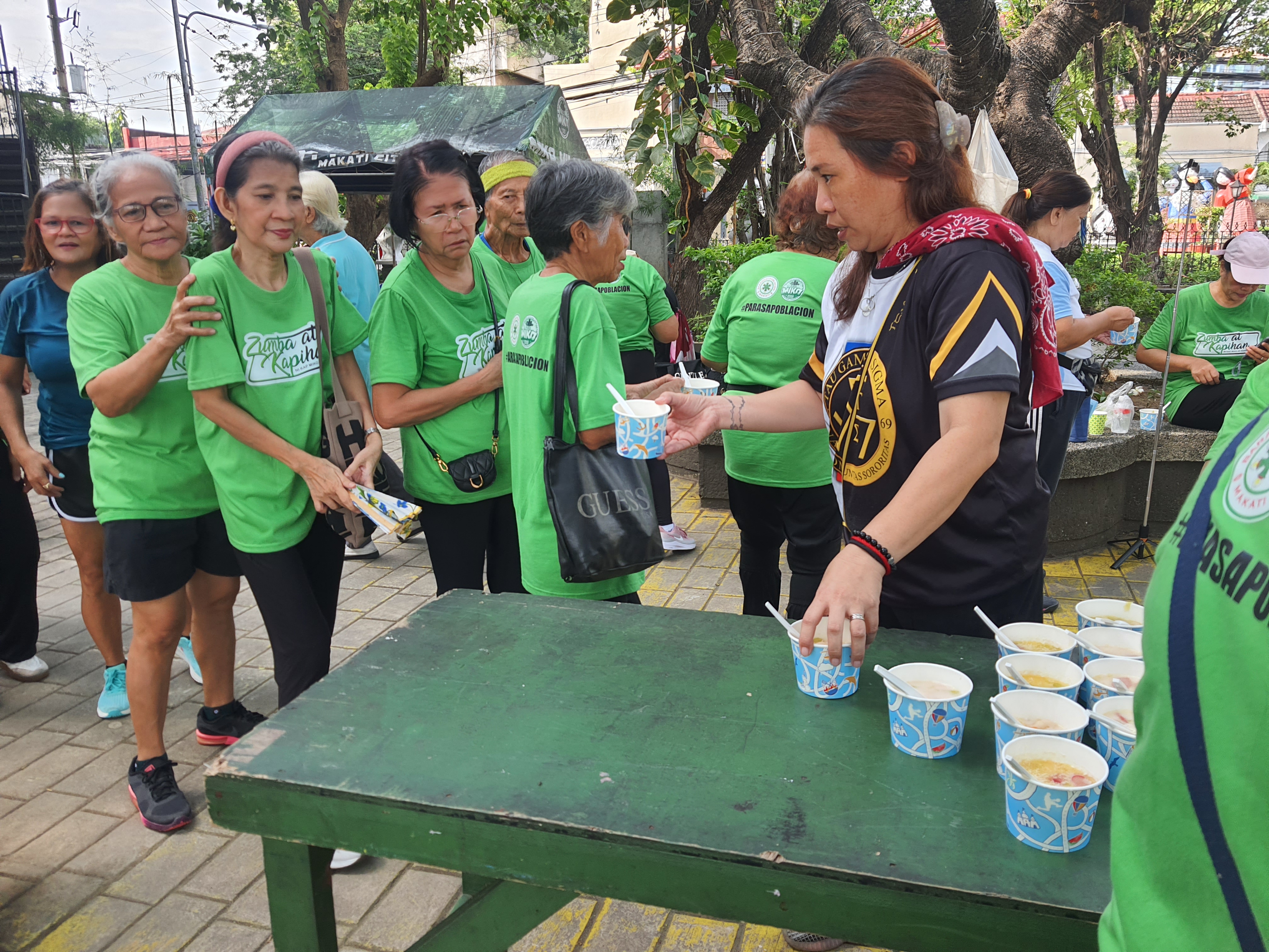 Zumba at Kapihan para sa Poblacion