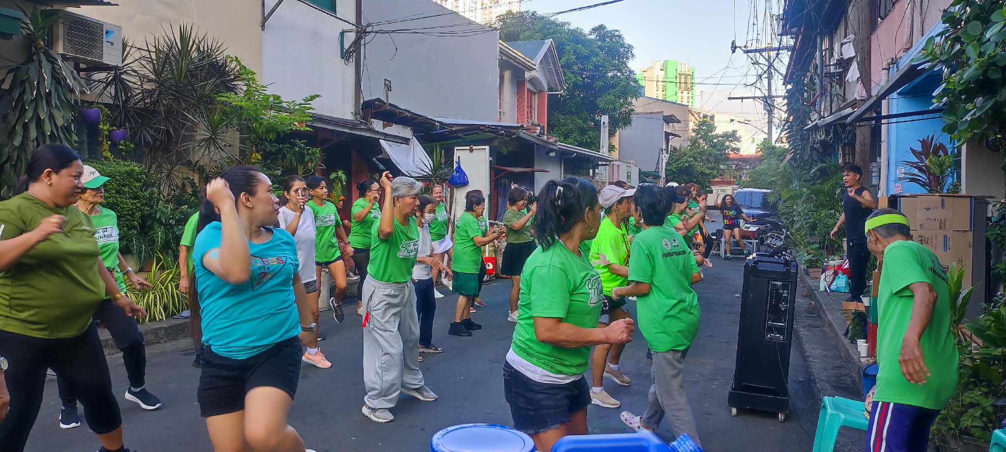 Zumba at Kapihan para sa Poblacion