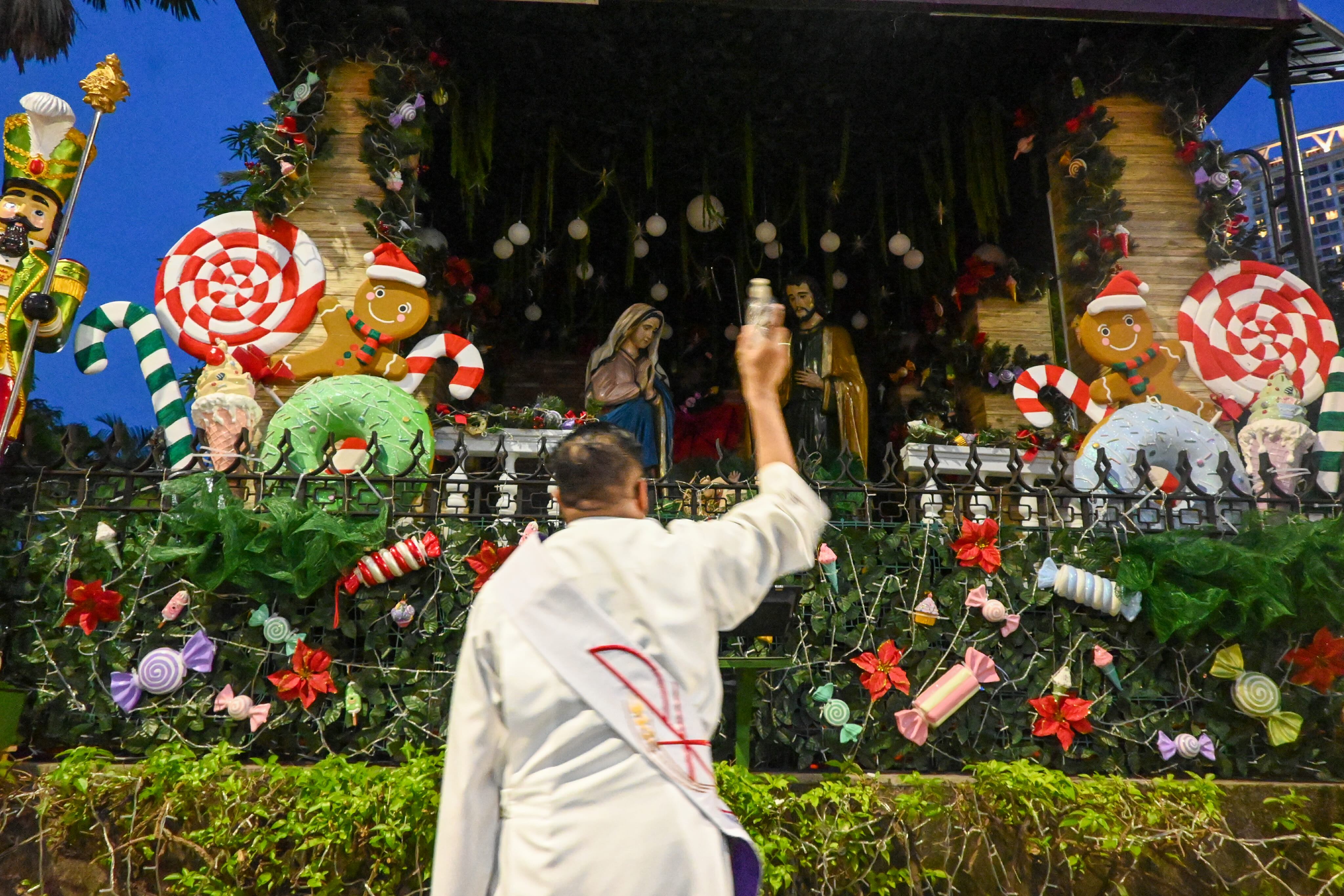 Poblacion Candyland: Belen Lighting Ceremony 2025