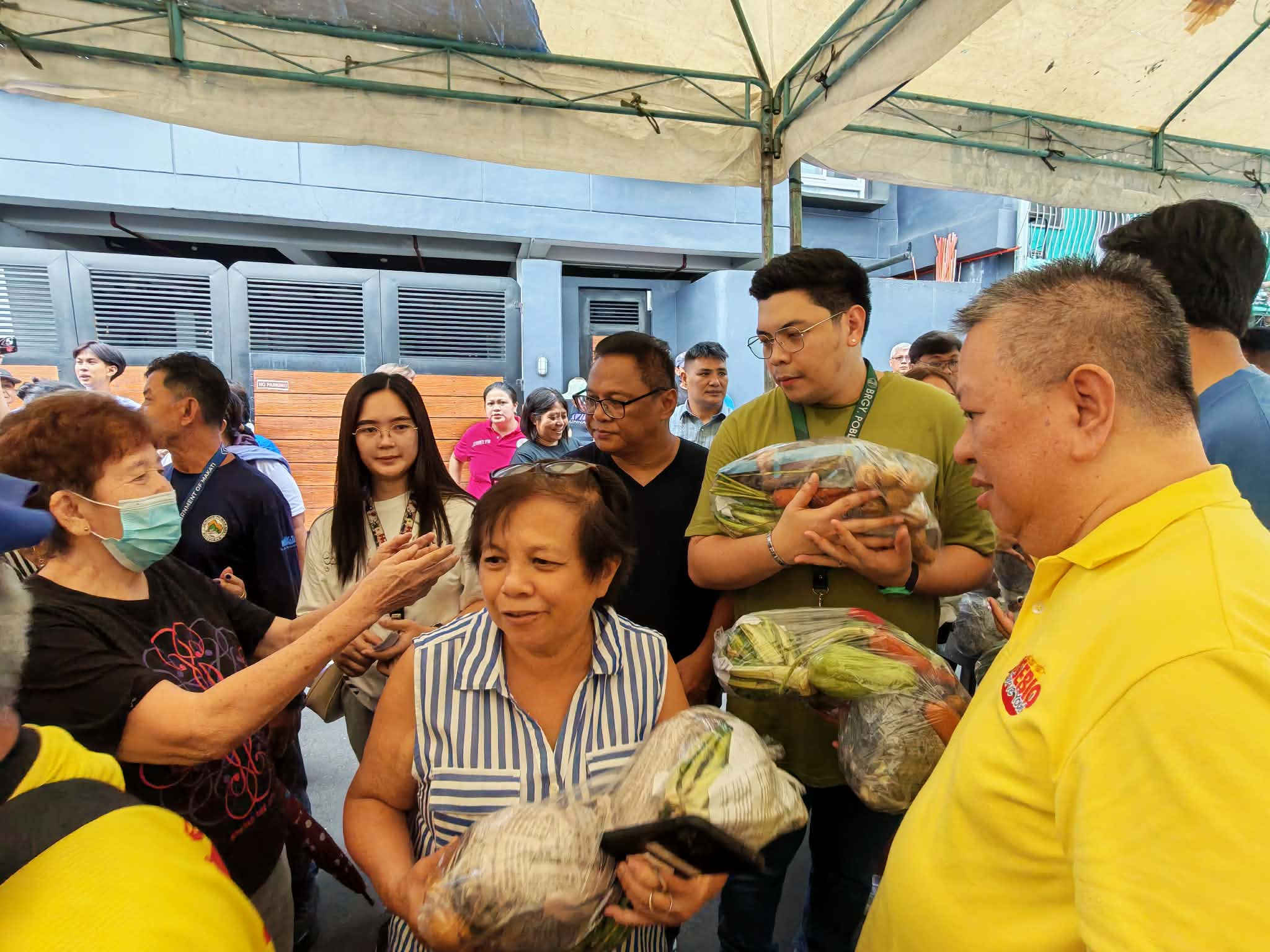 Distribution of Gulay ni Mayora Ate Nancy Binay