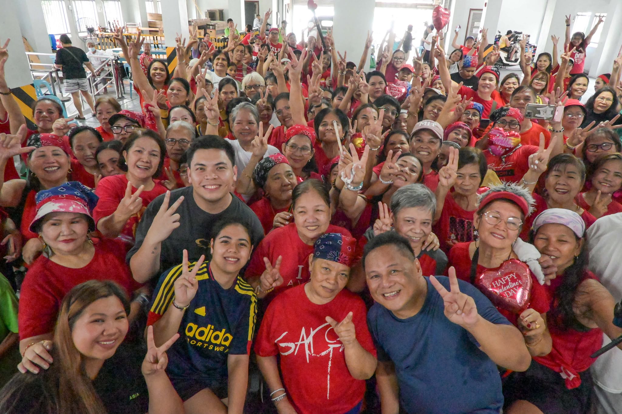 Zumba at Kapihan para sa Poblacion